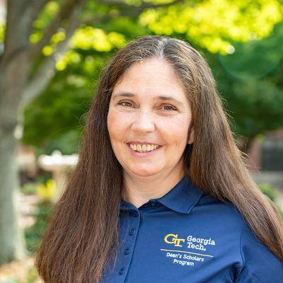 Kelly Griendling headshot